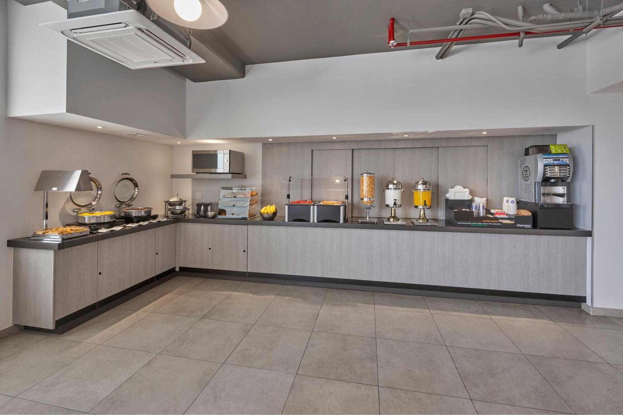 City Express Junior By Marriott Puebla Angelopolis Екстер'єр фото